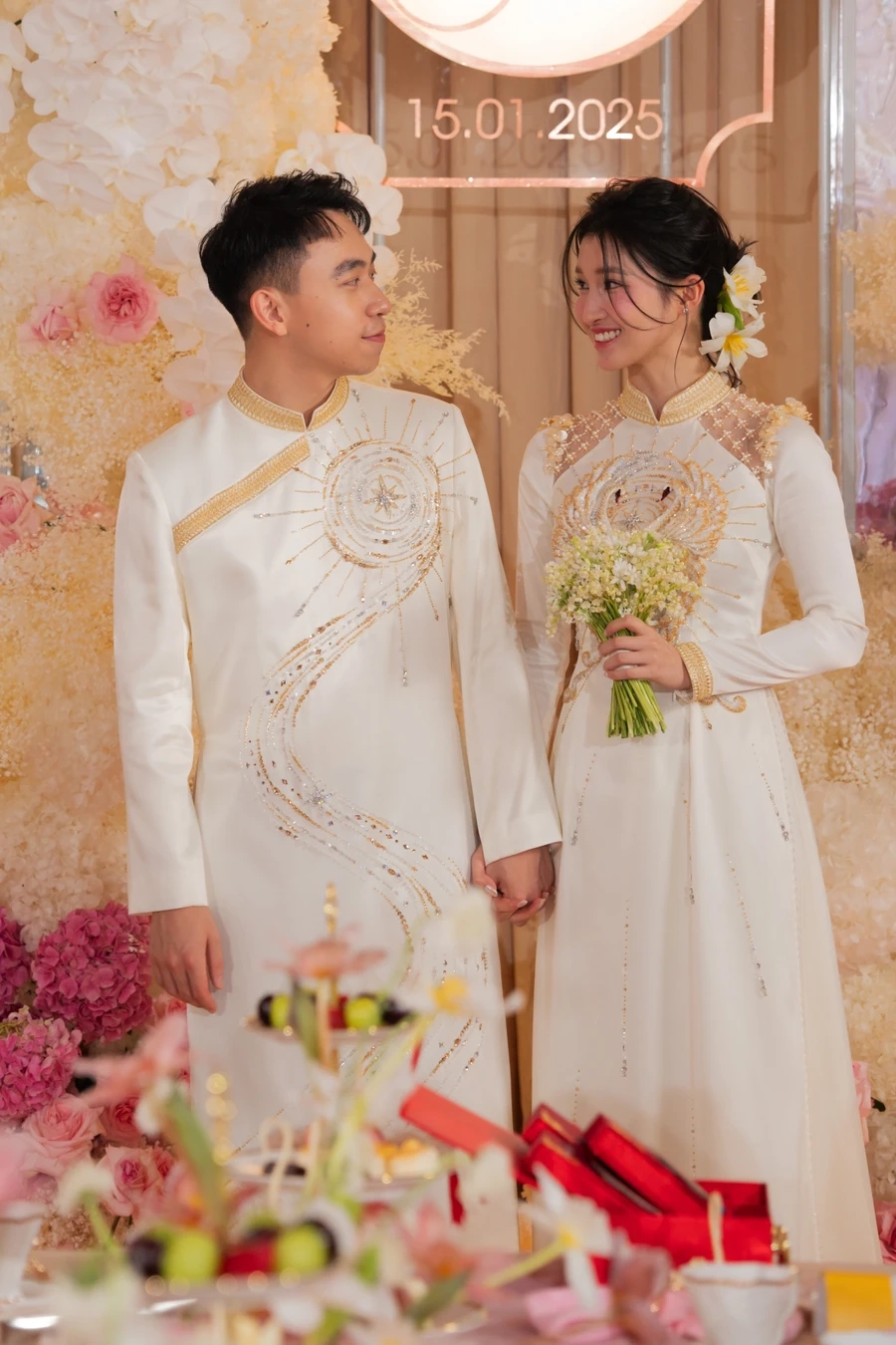 Bí ẩn quanh tin đồn Phương Nhi làm dâu Phạm Nhật Vượng.