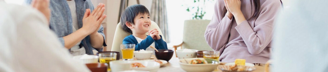 Câu nói trước khi ăn của người Nhật: Ý nghĩa sâu sắc và nét đẹp văn hóa
