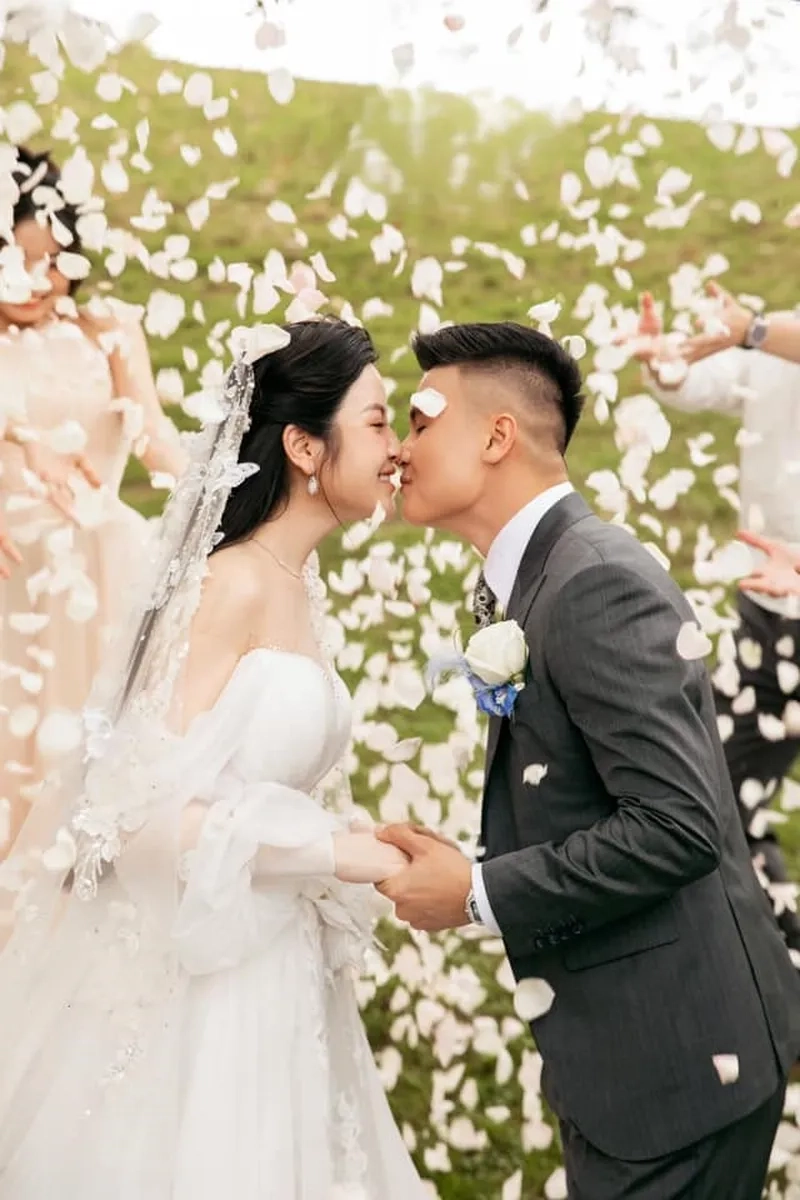 Cưới hoành tráng cỡ nào Chu Thanh Huyền đám cưới