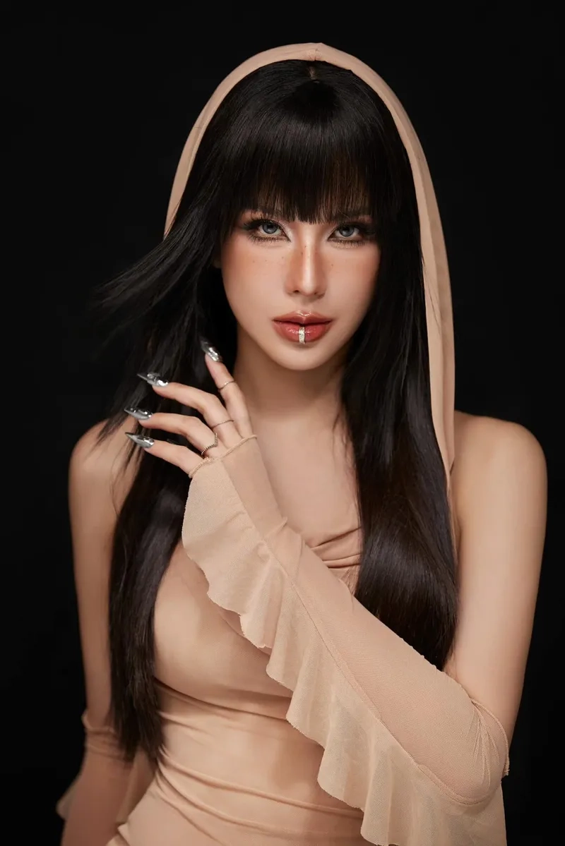 Hé lộ trình độ Diệp Lâm Anh học vấn đáng ngưỡng mộ