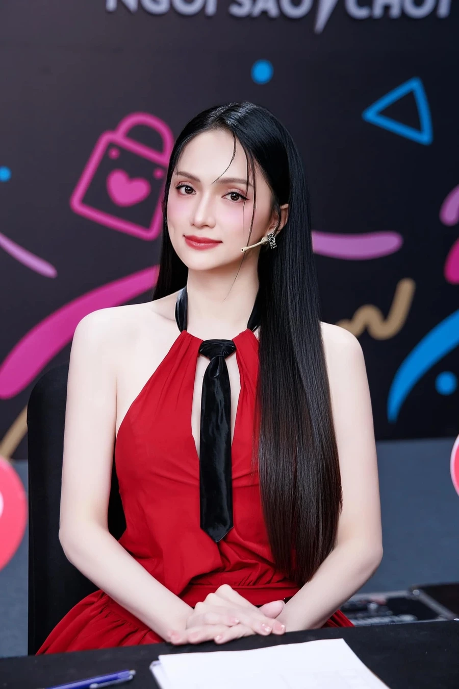 Hương Giang idol là hình mẫu của sự kiên trì và quyết tâm.