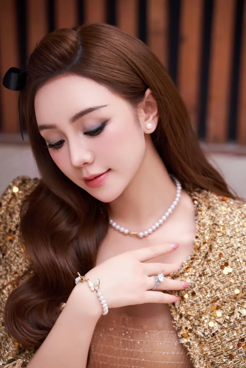 Mỹ nhân thế hệ 9x với vẻ đẹp rạng rỡ Quỳnh Kool sinh năm