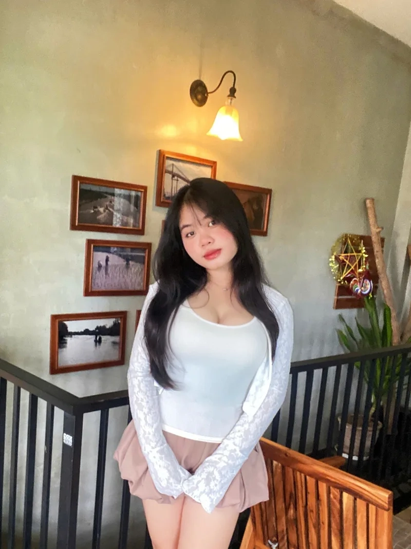 Ngắm nét đẹp rõ từng chi tiết trong Hình ảnh cô gái mập dễ thương HD