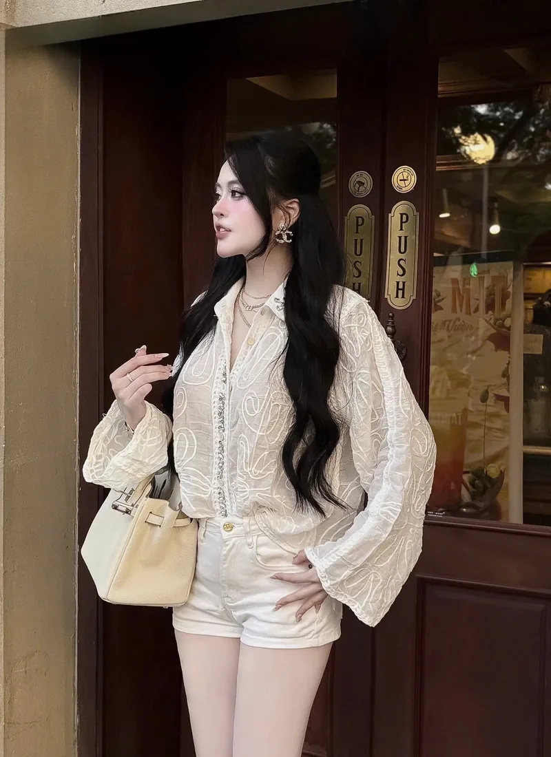 Nổi bật giữa đám đông cùng Gái xinh Việt Nam mix đồ đẹp mắt