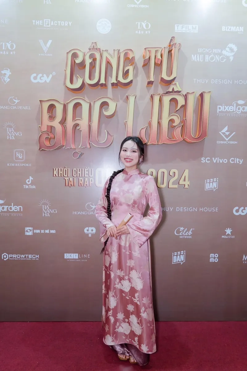 Phương Mỹ Chi bao tuổi mà phong cách ngày càng cá tính và cuốn hút