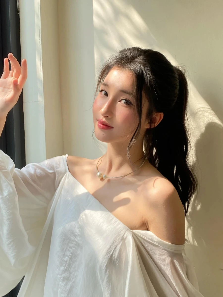 Phương Nhi thi Miss International 2023 với kỳ vọng cao.