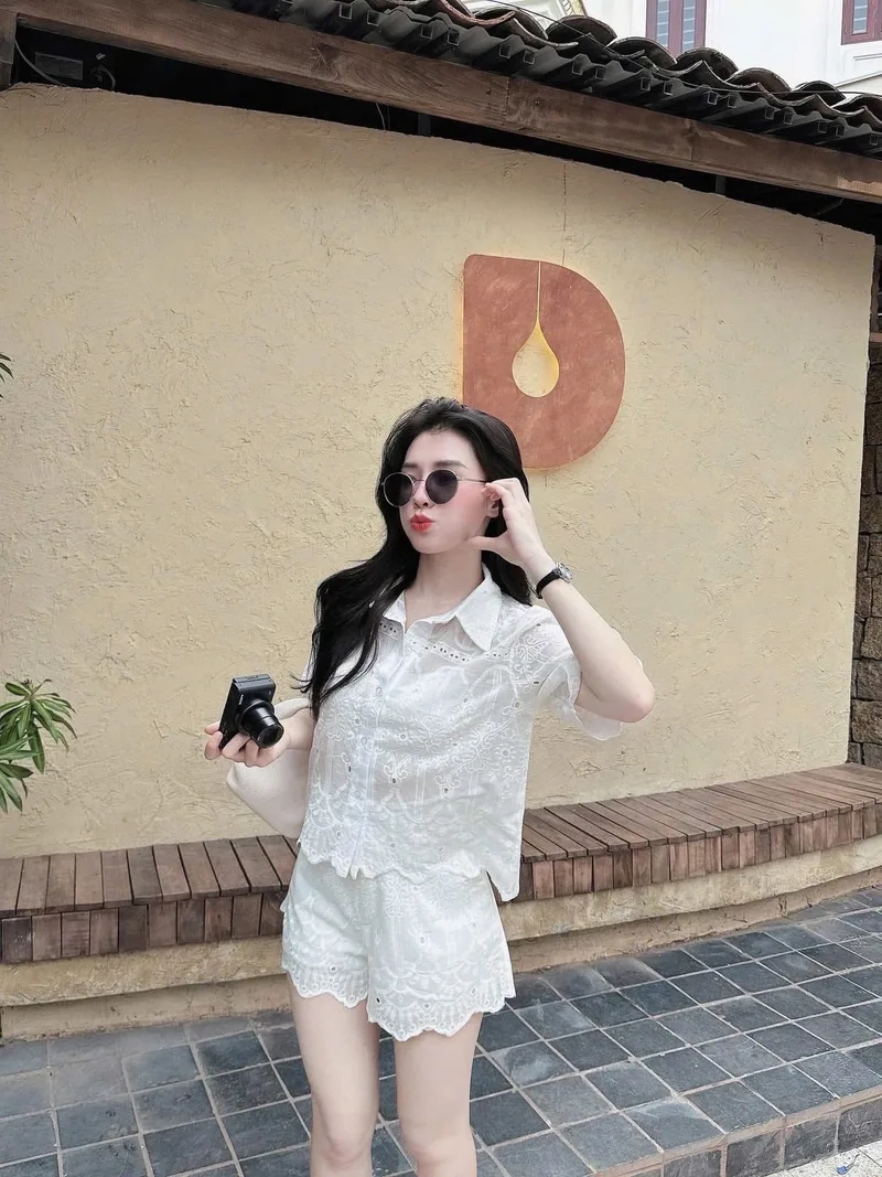 Trải nghiệm sắc nét cùng Hình nền gái 2k5 HD