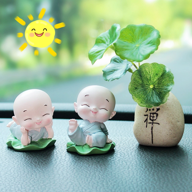 Tượng chú tiểu phong thủy, giúp tâm hồn thư thái và an yên